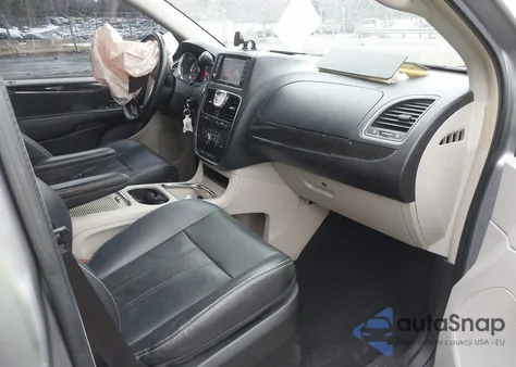 2013 Chrysler Town & Country Touring z USA, uszkodzony, nr VIN 2C4RC1BG7DR780279